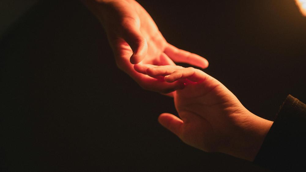 offering support-774d345de98c454389086b741509331a.jpg offering support